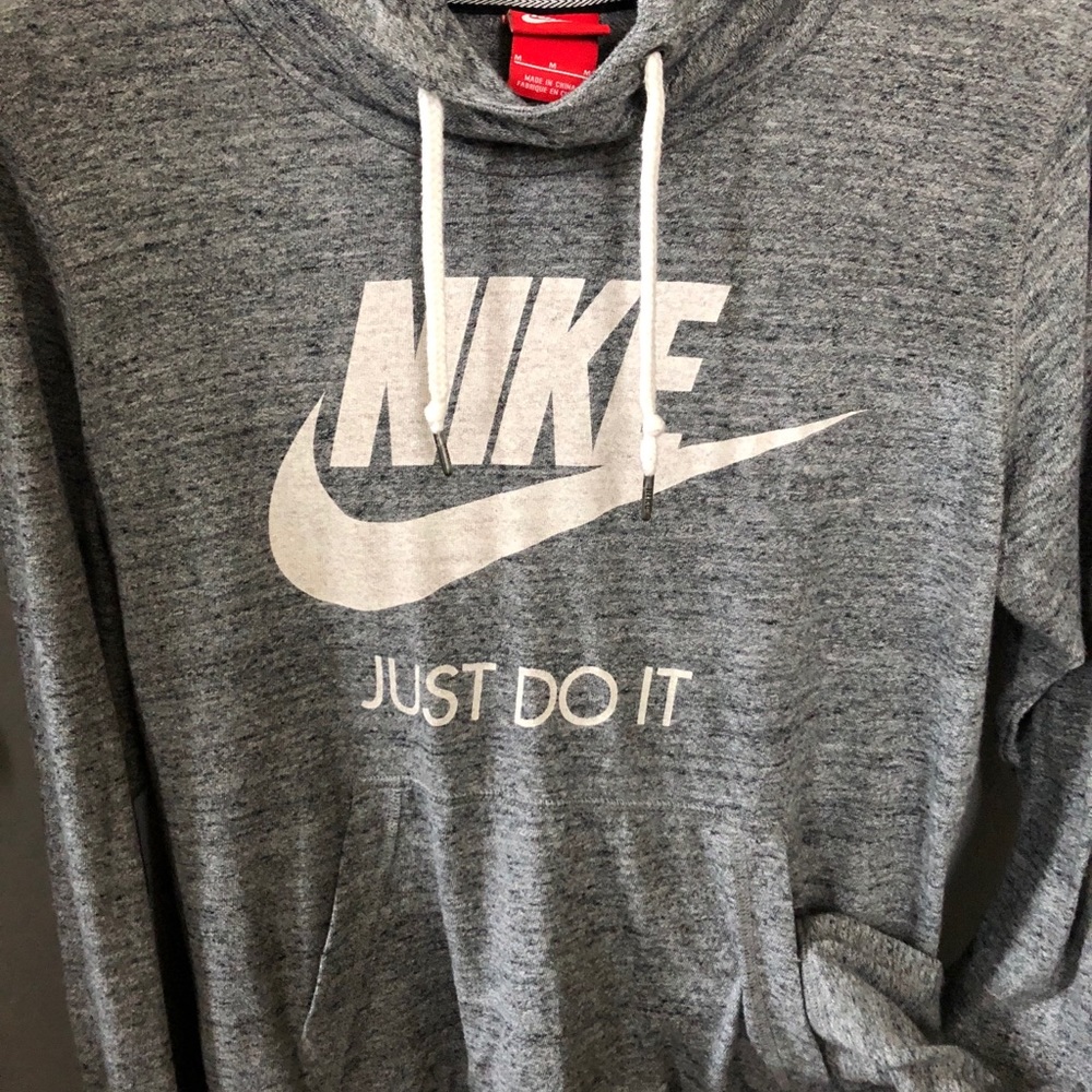 Nike jacket - Picture 3 of 4